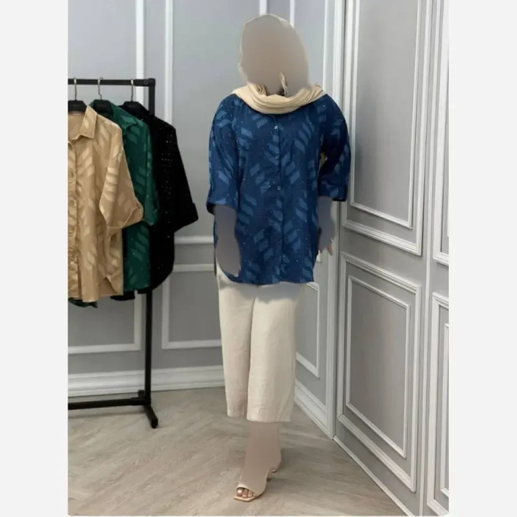 شومیز نگینی کسمه فری سایز زنانه رنگ مشکی و نسکافه ای و موکا و سبزسدری