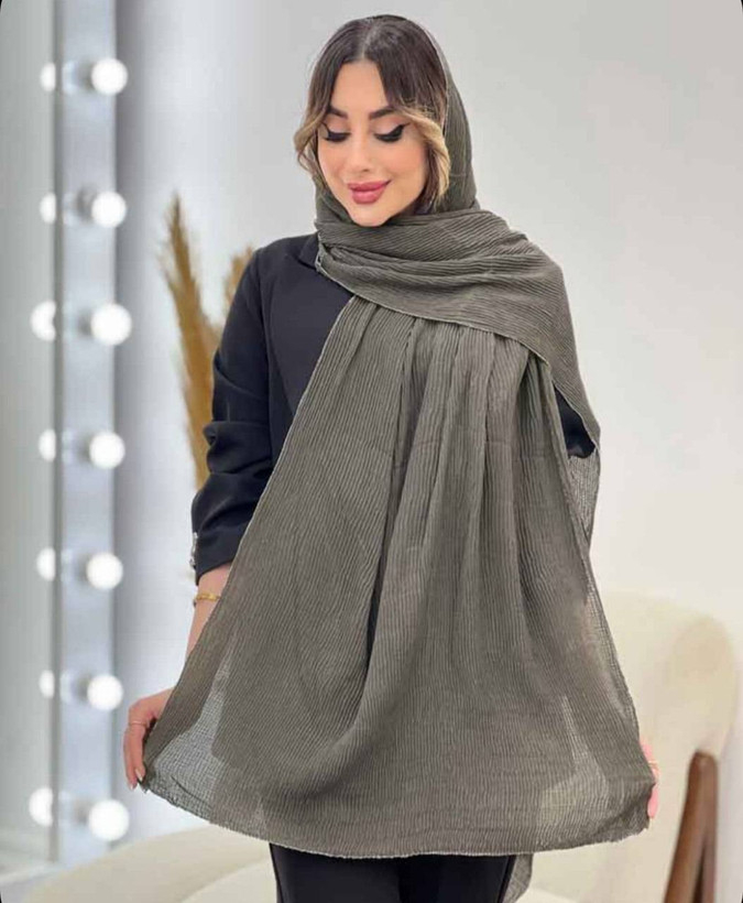 شال پلیسه لبه لمه دوزی کلاسیک مشکی کرم موکا زیتونی نسکافه ای
