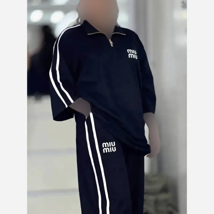 ست بارلی زنانه جنس پنبه گلکسی رنگ مشکی سایز فری 36 تا 46