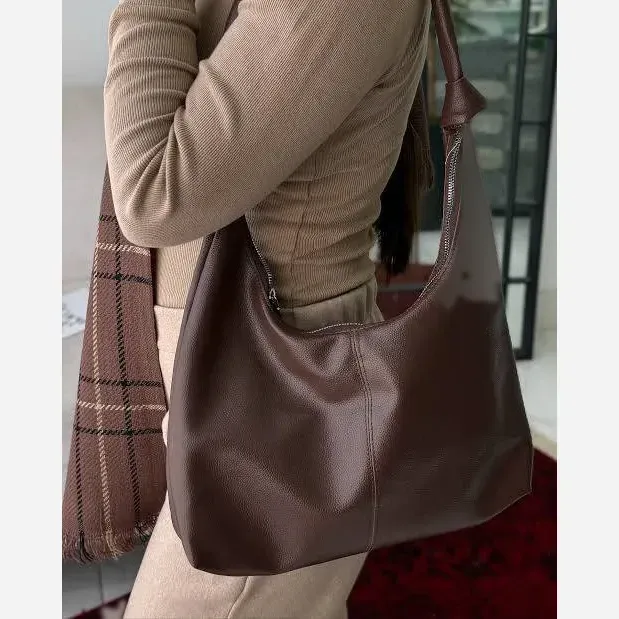 کیف بند گره ای چرم سبک و جادار رنگ مشکی و موکا