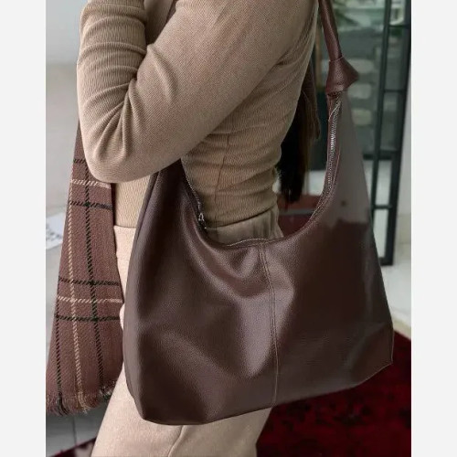 کیف بند گره ای چرم سبک و جادار رنگ مشکی و موکا
