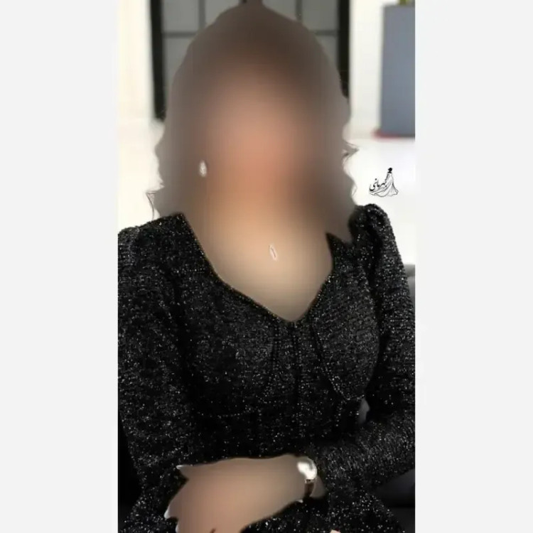 پیراهن سارا پارت جدید مدل مزونی خاص دانتل چمنی سنگدوزی دست سایزبندی 42 تا 58 قد 155 کاپدار استردار