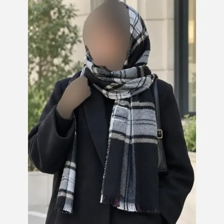 شال موهر پاییزه موهرپشمی ابعاد 65 در 196 سایز آزاد