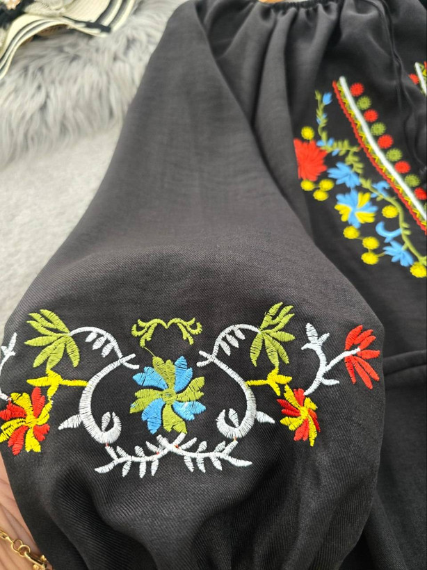 شومیز گلدوزی مارال