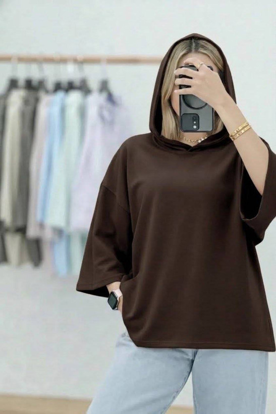 تیشرت کلاهدار
