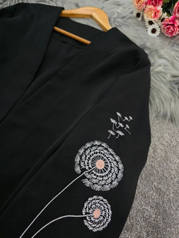 مانتوکتی گلدوزی شاپرک