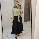 شومیز گره ای و دامن ستوده