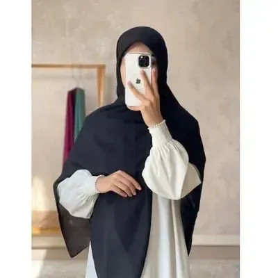 روسری سوپر نخ ساده قواره بزرگ سرمه ای و مشکی منگوله دار خنک و سبک سایز 135