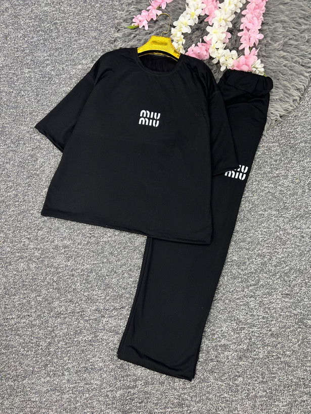 ست miu miu